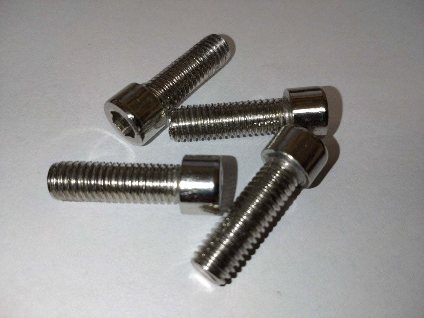 WANDLER-K/E eScooter - screws for the handlebar holder